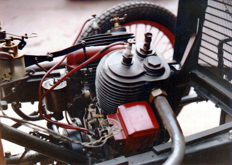 194034_106723106075508_661292_o